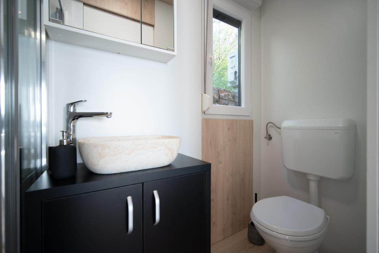 Luxury Mobile Home Zuzu Кленовица Экстерьер фото