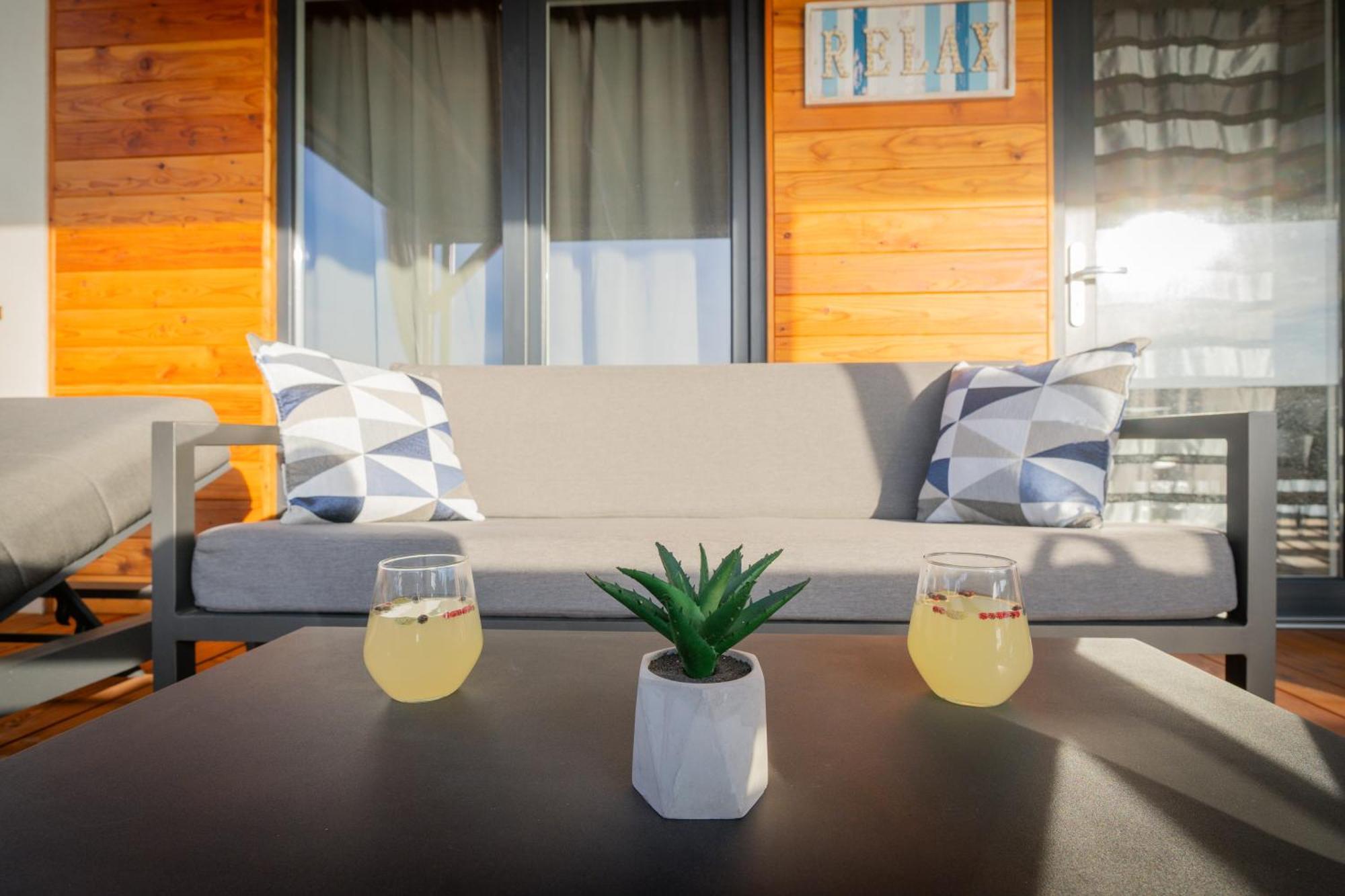 Luxury Mobile Home Zuzu Кленовица Экстерьер фото